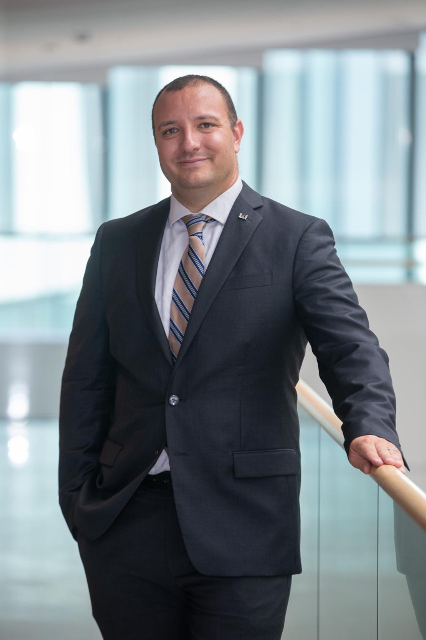 UC assistant professor Daniel Peat has a new qualitative study looking at attitudes toward veteran workers.