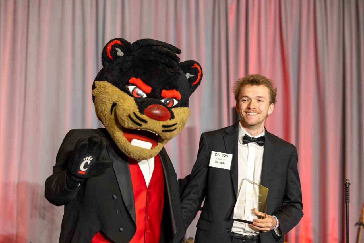 Mr_Bearcat_Xander_Wells